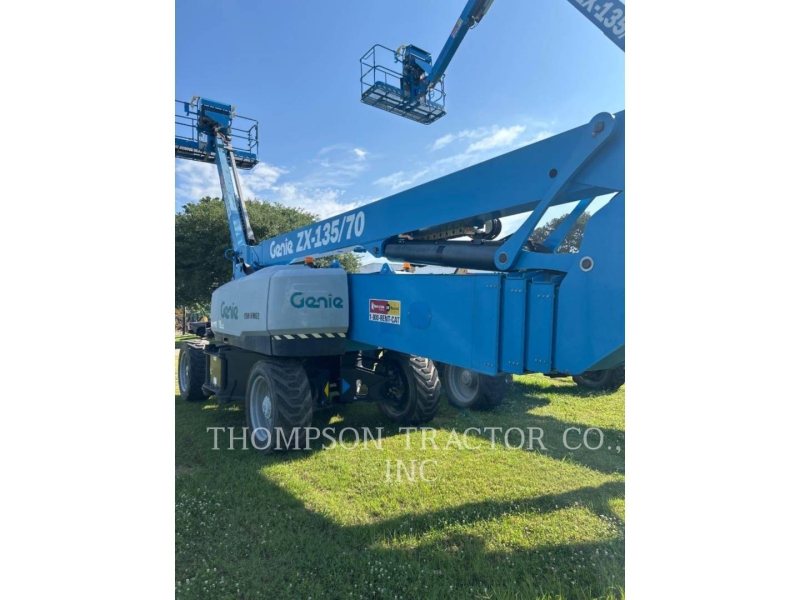  セットアップ Lift - Booms - Thompson Tractor